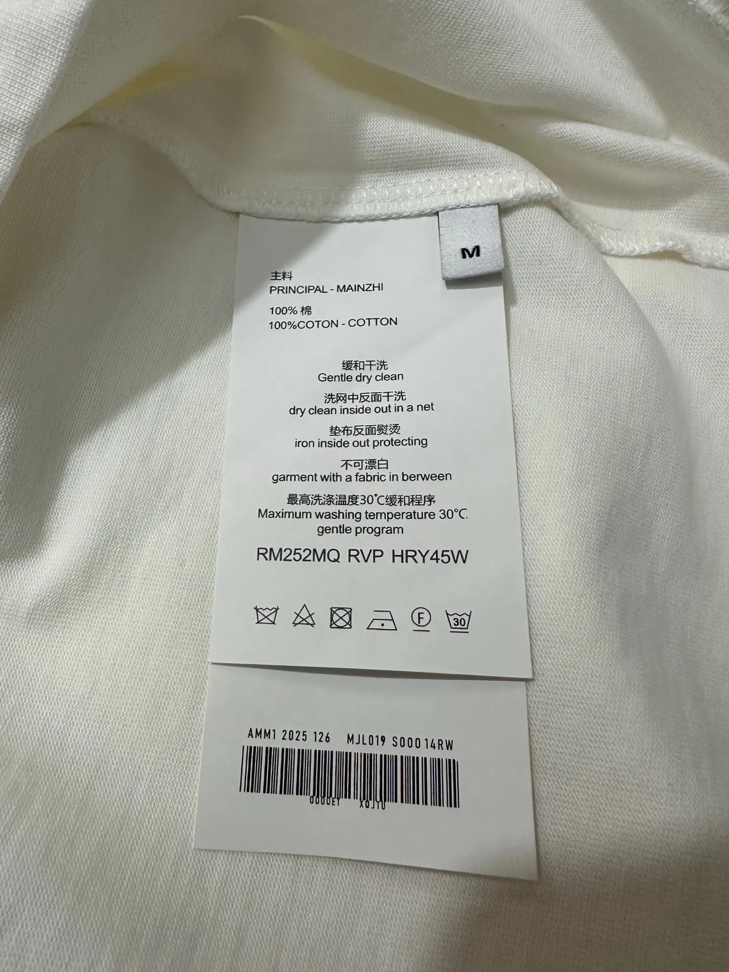 ￼ 160 Acne studio 26ss Letter logo printed long-sleeved T-shirt Fabric: High-definition super heavyweight cotton double yarn compact Xinjiang cotton Gram weight gram Paired with 2*2 Salona rib Clean cloth surface Clear cloth texture Tight and stiff High color fastness No change in shape No Color Change Customized hardware Thread Accessories Alignment Men and women Same Style Color: Black White Red Size: XS S M L